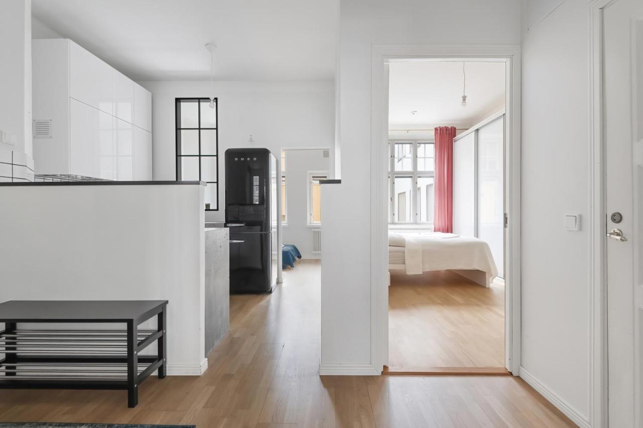 Wehost Fabulous 2Br In Prestigious Punavuori @Iso Roobertinkatu 26 Helsinki Extérieur photo