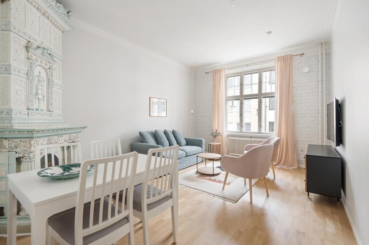 Wehost Fabulous 2Br In Prestigious Punavuori @Iso Roobertinkatu 26 Helsinki Extérieur photo