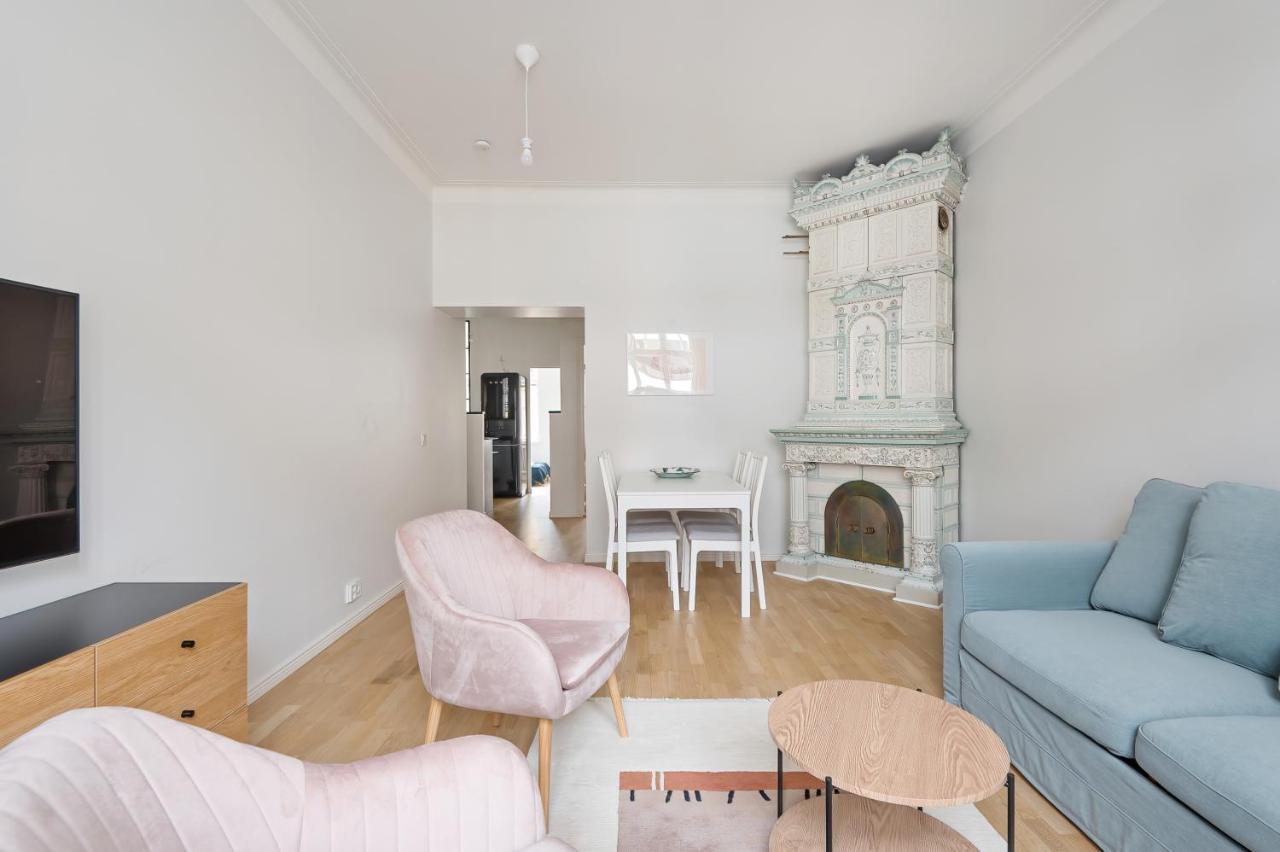 Wehost Fabulous 2Br In Prestigious Punavuori @Iso Roobertinkatu 26 Helsinki Extérieur photo